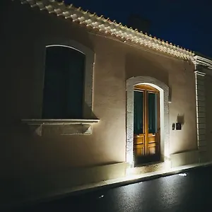 Dimore Anna Maria -il Magazzino- Casa vacanze Avola