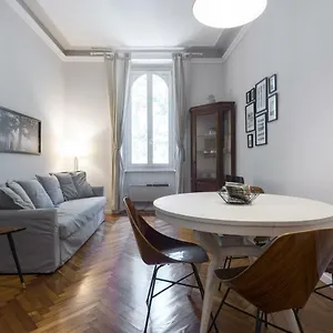 Primopiano - Monte Nero Appartamento Milano